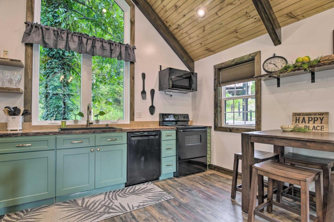 Pet-friendly With Private Hot Tub! Holiday home